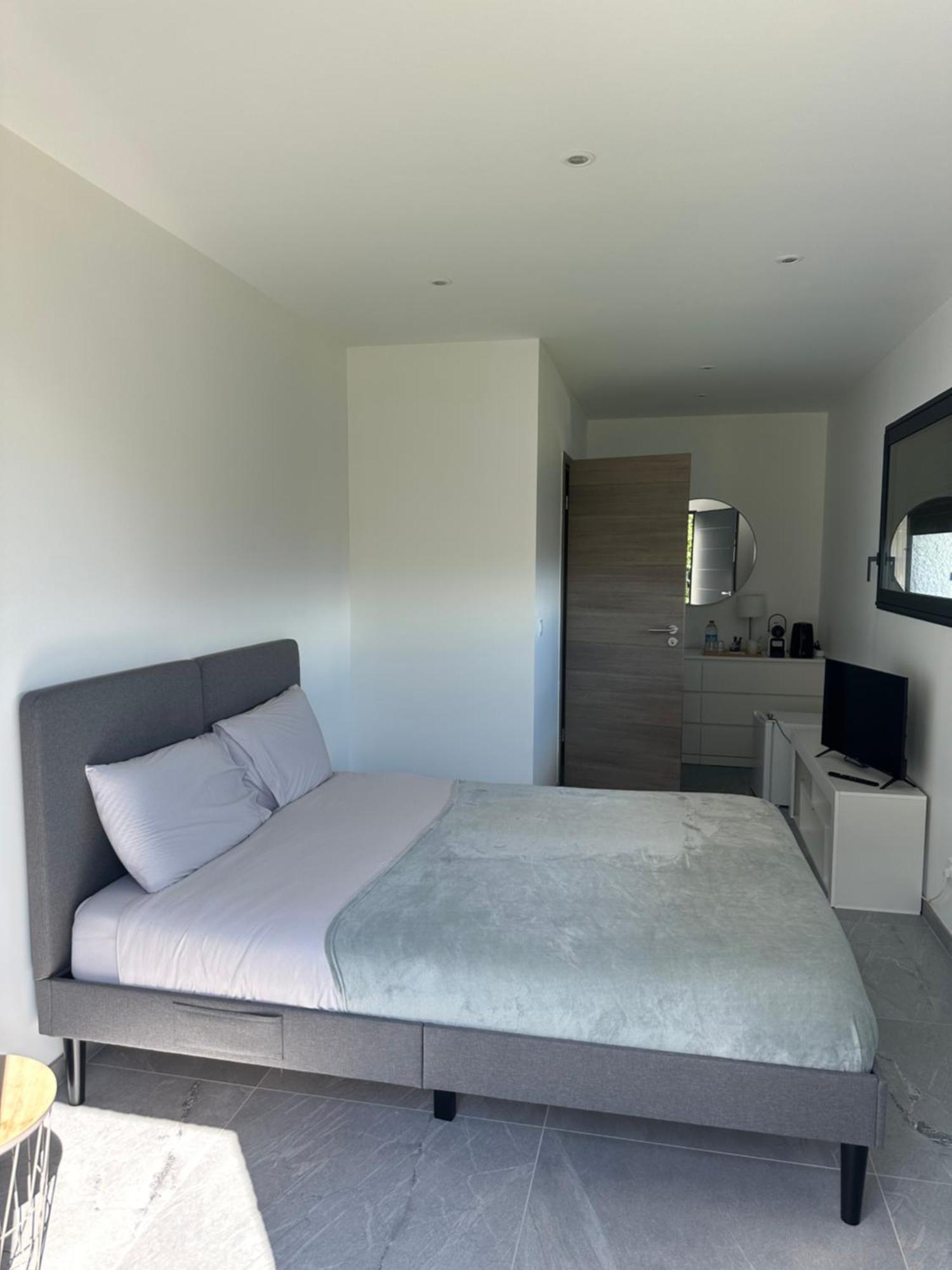 Chambre Au Calme Saint-Jean-d'Arvey エクステリア 写真
